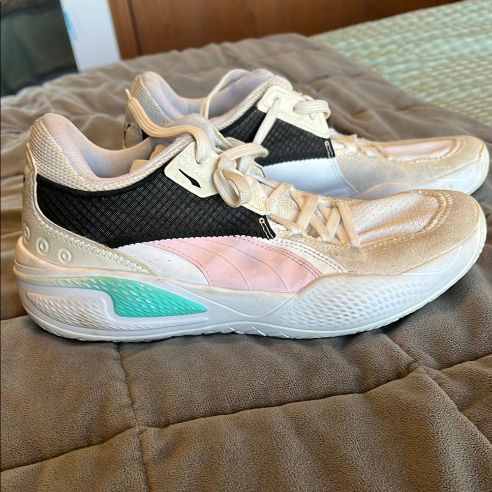 Puma Women's Multicolor Basketball Shoes